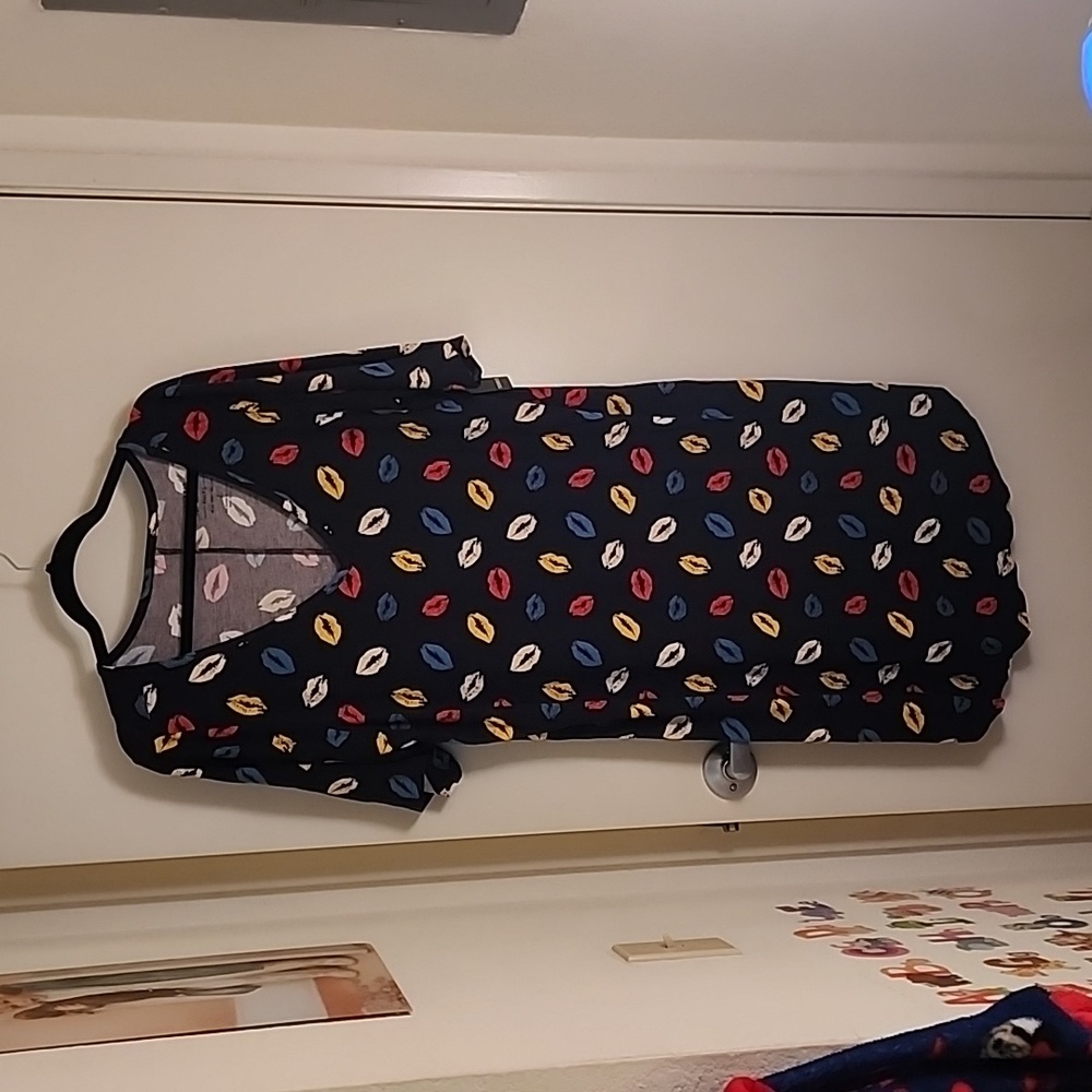 Torrid lip smack kiss dress 2xl xxl NWT